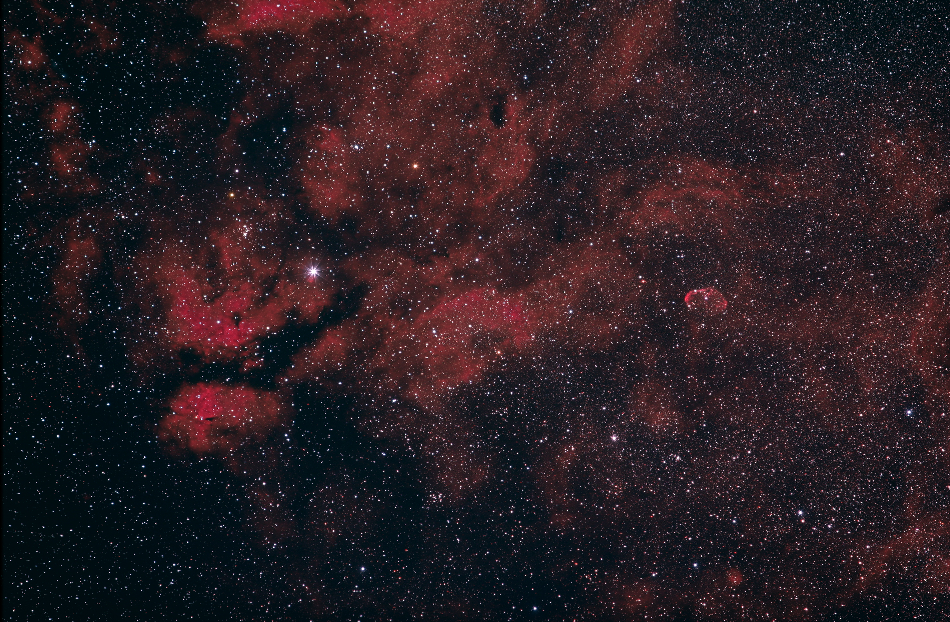 Gamma Cygnus Crescent